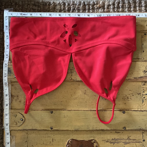 NWOT CARBON38 GIGI C SPORT STRETCH BODYCON RED LASER CUTOUT WORKOUT TOP BRA M - Picture 4 of 14